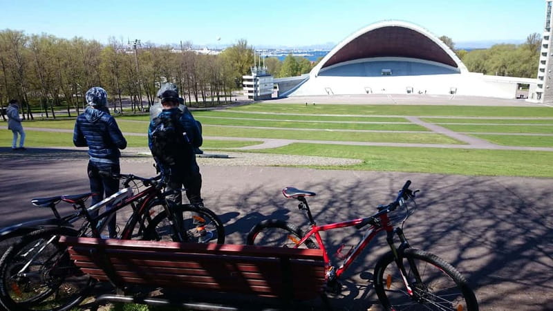Best of Tallinn 2-Hour Bike Tour - Who should book this bike tour?
