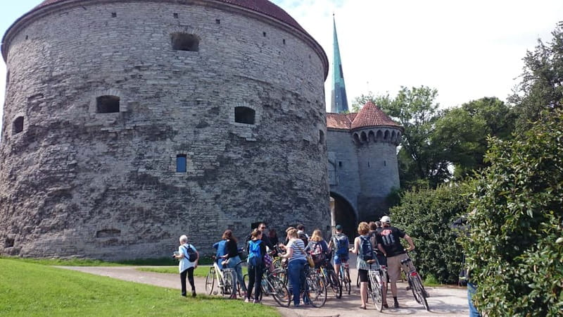 Best of Tallinn 2-Hour Bike Tour - Starting at Vene Street 33 in the Old Town