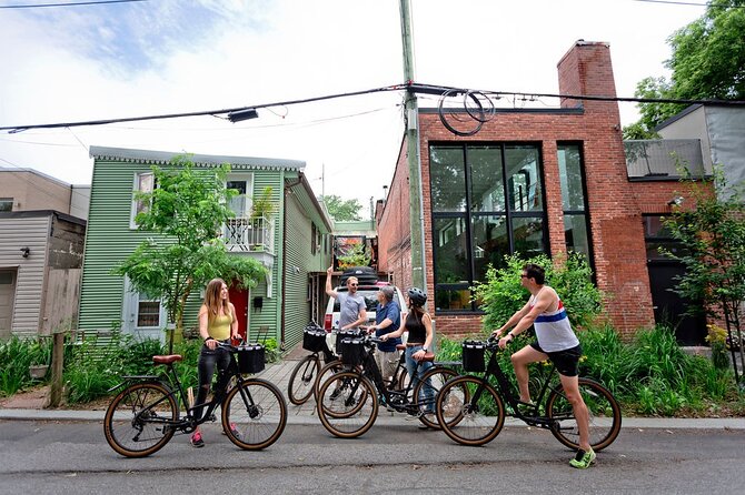 Bike / E-bike tour : Plateau, Mile-End, Jean-Talon Market by Fitz - Guides make the difference