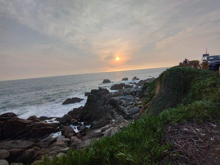 Bike ride along the coast of Viña del Mar or Valparaíso, you choose! - Timing, booking, and who should skip it