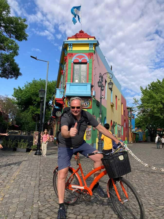 Bike Tour: Buenos Aires to the South (E-Bike) - La Bombonera and the force of Buenos Aires football
