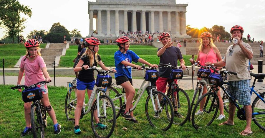 Bike Tour: Capitol Hill, Lincoln Memorial, National Mall - The Library of Congress and Union Station area