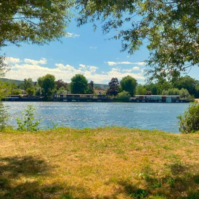 Bike tour from Vernon to Giverny with local guide - Who should book this bike tour?