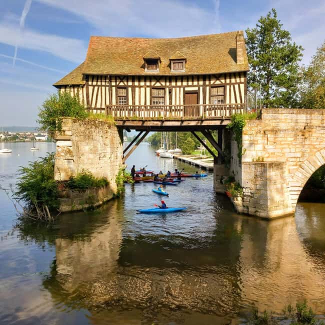 Bike tour from Vernon to Giverny with local guide - Returning to Vernon without the guide