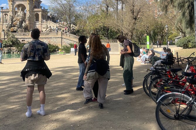 Bike Tour in Barcelona: History, Architecture and Culture - Palace of Catalan Music and a musical detour