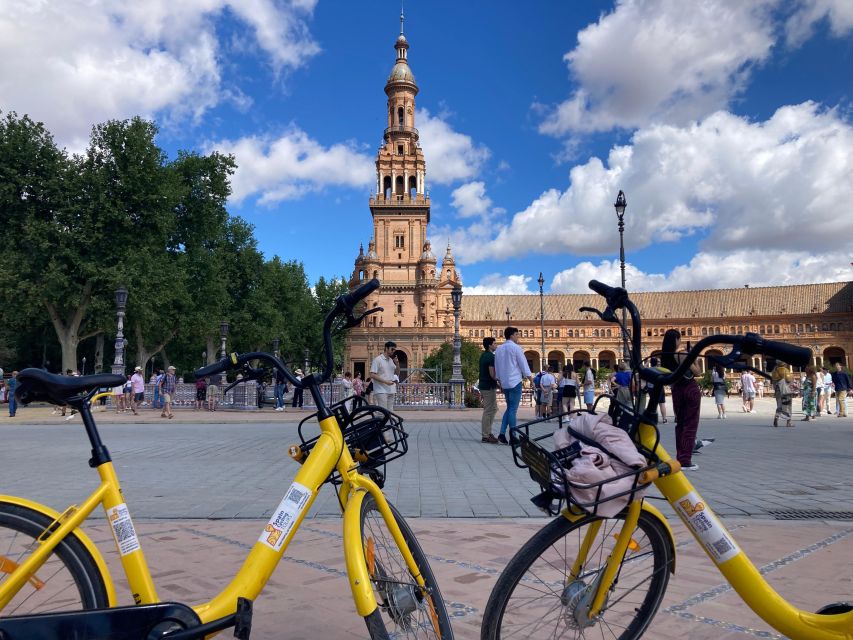 Bike Tour in Seville - Santa Cruz and the Narrow Streets