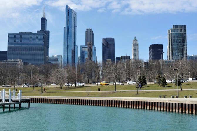 Bike Tour of Chicago's Lakefront Neighborhoods - Key things to know before you ride