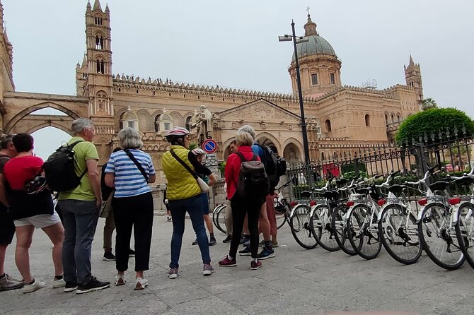 Bike tour of the historic center of Palermo with tasting - The marina, La Cala, and the waterfront