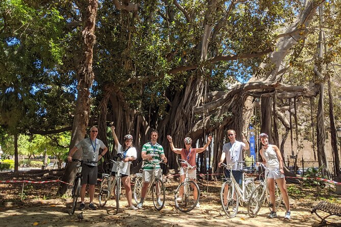 Bike tour of the historic center of Palermo with tasting - Piazza Marina and Piazza Croce dei Vespri