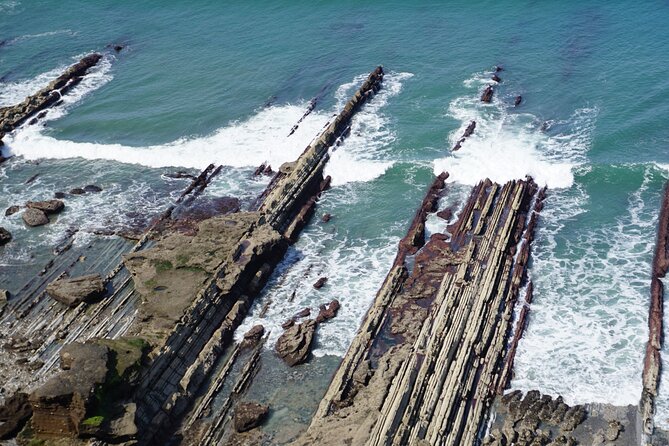 Bike tour with Pintxos & Drinks in Getxo (Scenic Bilbao Seaside) - Guides who add the local connection