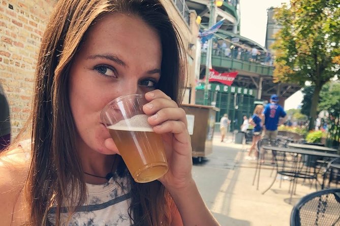 Bikes, Bites & Views: Chicago's Signature Dishes Bike Tour-Adults - Evening Route: Chicago Lights, the Riverwalk, and Millennium Park