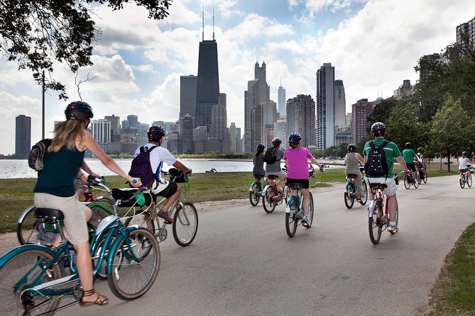 Bikes, Bites & Views: Chicago's Signature Dishes Bike Tour-Adults - Daytime Route: Lincoln Park, Wrigleyville, and the Gold Coast