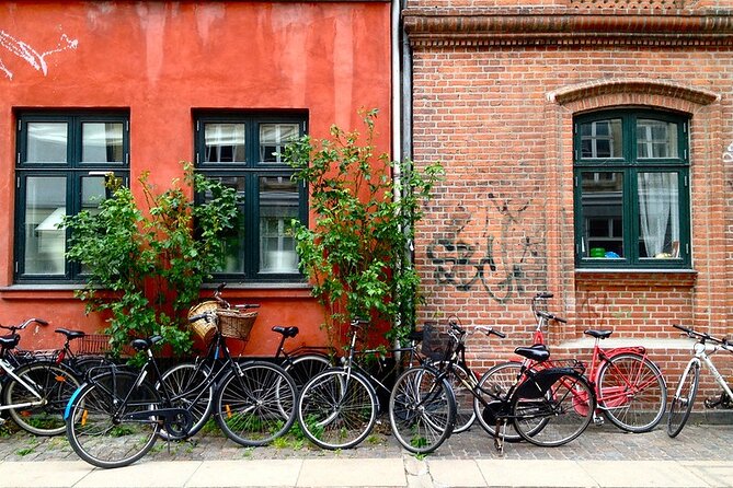 Biking tour -Copenhagen Small Group, max 10 people - Nyhavn, Christiansborg, Tivoli, and the city center