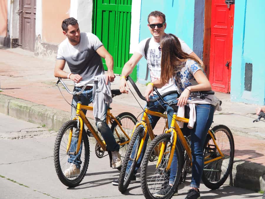 Bogotá Private Bike Tour with Transportation - Parkway Boulevard and the ride back downtown