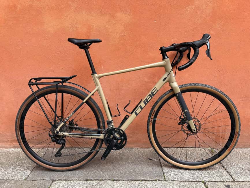 Bologna: Bike Rental - Starting in the historic center
