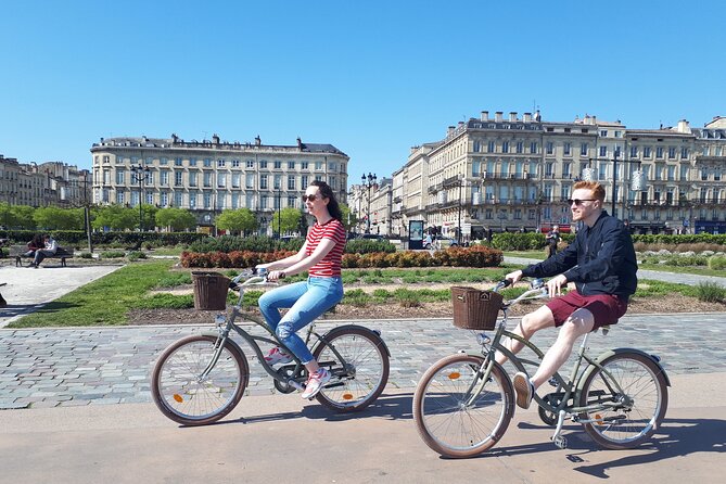 Bordeaux bike tour "The Best of Bordeaux" - Why a bicycle makes sense in Bordeaux