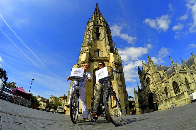 Bordeaux Essentials Sightseeing Bike Tour with a Local Guide - Why a Bordeaux bike tour works so well