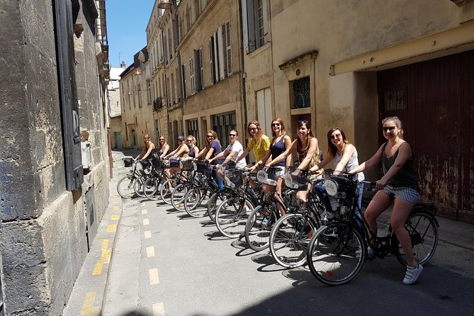 Bordeaux Essentials Sightseeing Bike Tour with a Local Guide - The guides make the biggest difference
