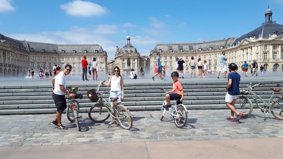 Bordeaux: Top Landmarks & Historic Bike Tour - Chartrons, Notre Dame Street, and the Public Garden