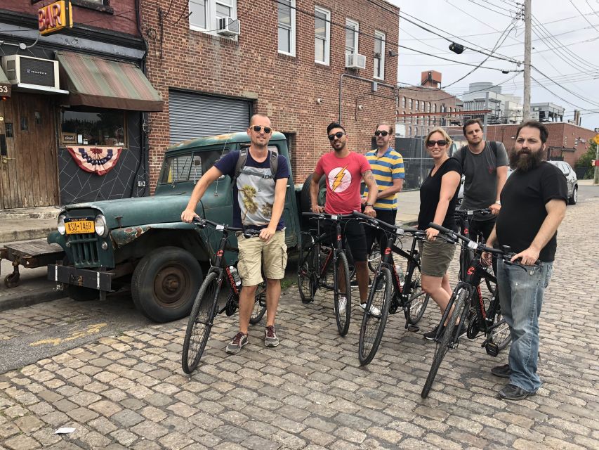 Brooklyn: Sightseeing Bike Tour with Local Guide - Local guides make the difference