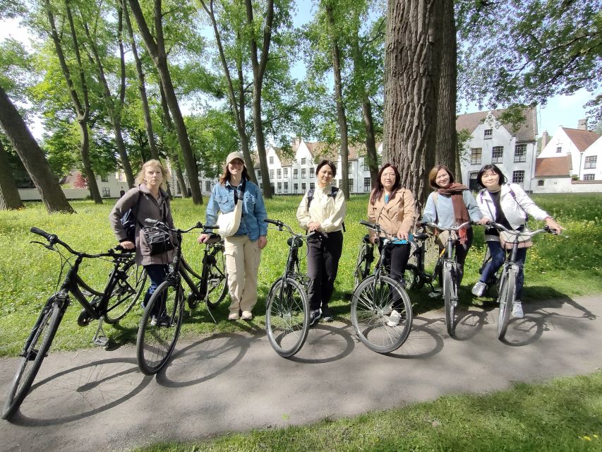 Bruges by bike with family and friends! - Bike condition, pace, and family fit