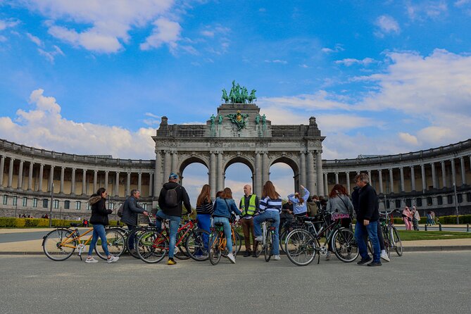 Brussels Highlights & Hidden Gems Bike Tour - Bourse and Sainte-Catherine: the central opening