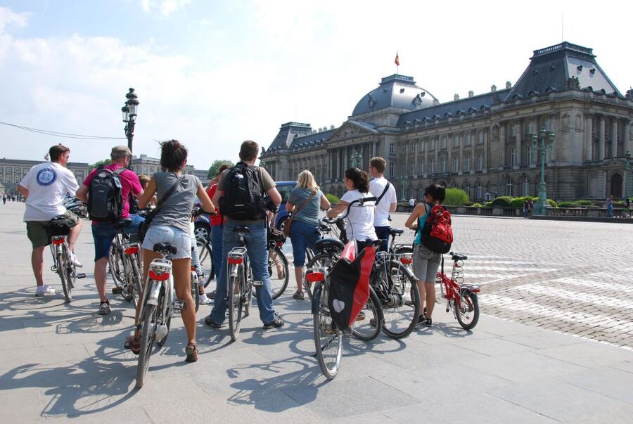 Brussels: Sightseeing Bike Tour - Mont des Arts and the final stretch