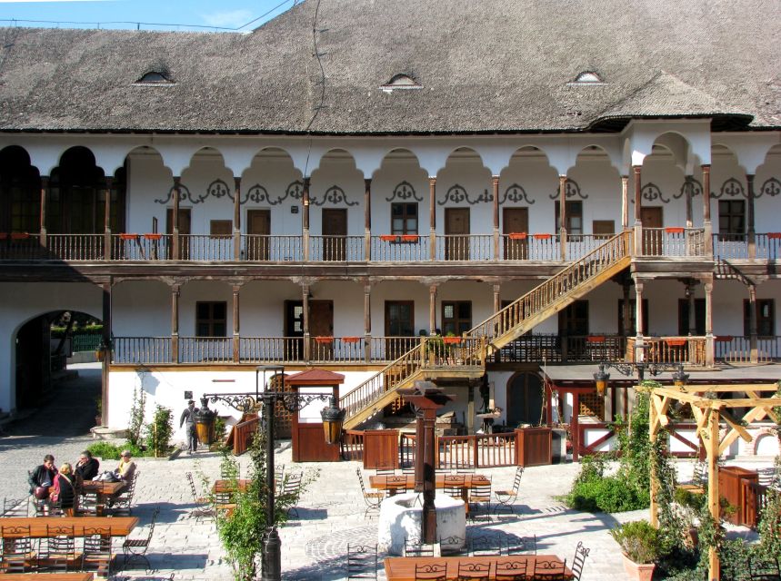 Bucharest: 2-Hour City Highlights Bike Tour - Starting among Bucharest’s oldest witnesses