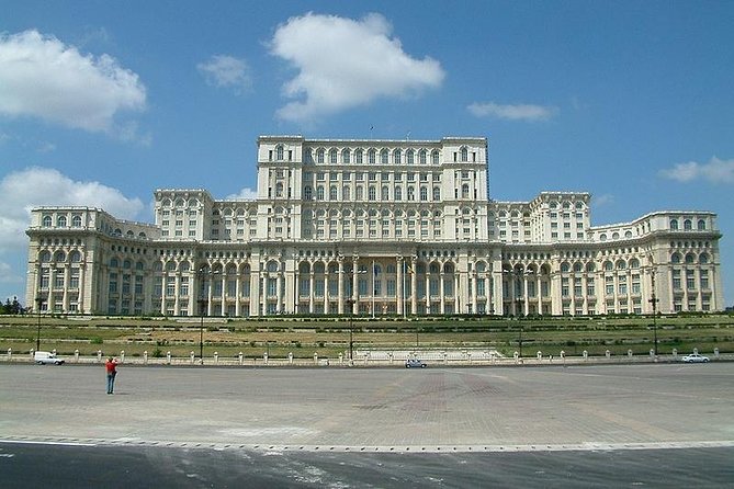 Bucharest Half a Day Bike Tour - Palatul Patriarhiei and Manastirea Antim