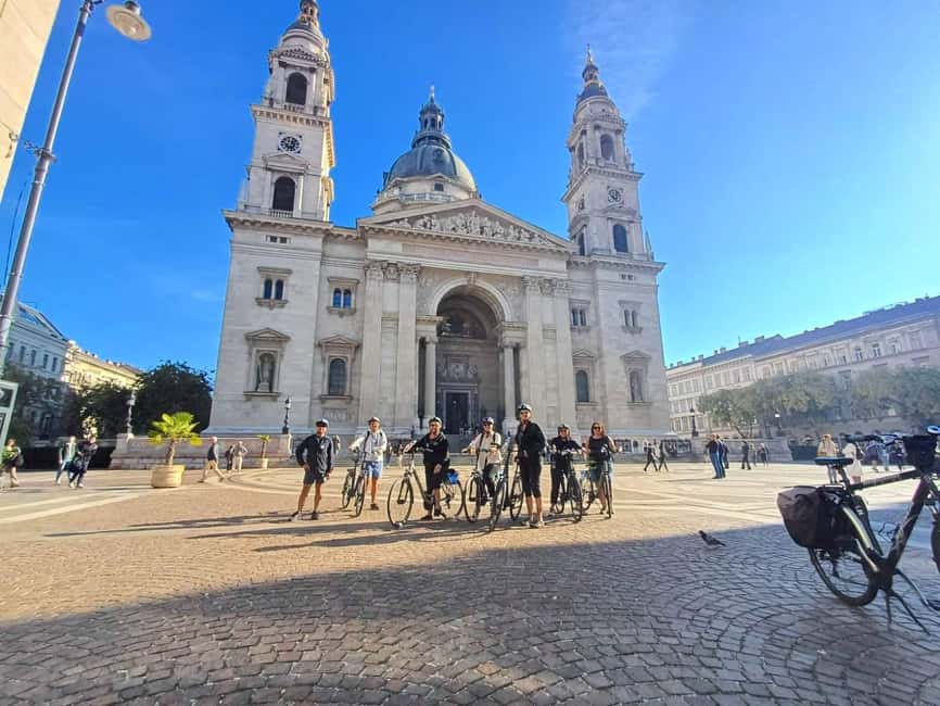 Budapest: Guided Bike & E-bike Tour with a Goulash - Parliament, the Basilica, and Chain Bridge