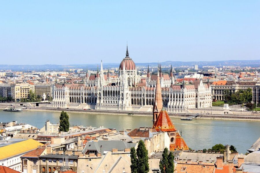 Budapest: Guided City Tour by E-Bike - Heroes’ Square and City Park on the longer option