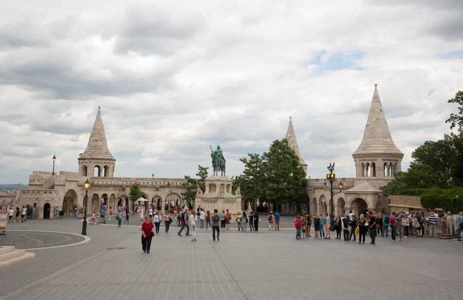 Budapest: Guided City Tour by E-Bike - Back across the Danube and along the Pest waterfront