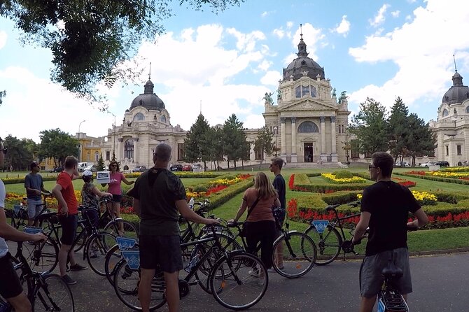 Budapest Highlights Bike Tour with a local guide - House of Terror and Szabadság tér