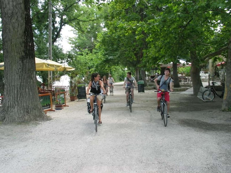 Budapest to Szentendre e-Bike Tour with a local guide - Lángos, the meal that earns its place