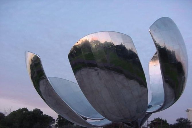 Buenos Aires Bike Tour: North Districts, Recoleta and Palermo - Guide quality and group size