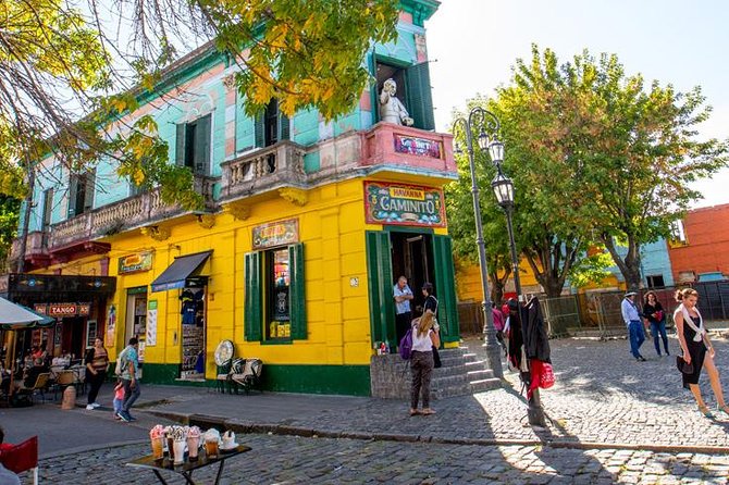 Buenos Aires Bike Tour: San Telmo and La Boca Districts - Safety, bikes, traffic, and comfort