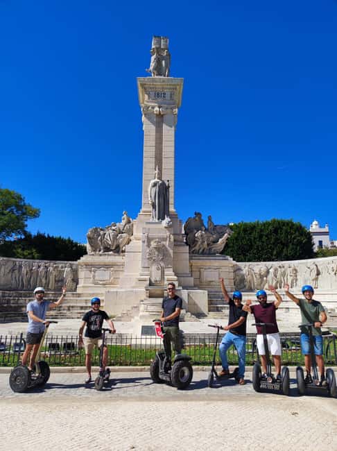 Cadiz: 1.45H Guided Segway/eScooters/EBikes for Big Groups - Choosing between a Segway, e-scooter, and e-bike