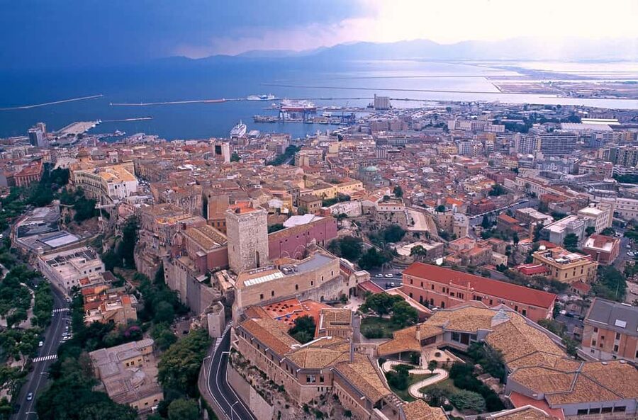 Cagliari: Guided Old Town Tour by Electric Bike - Marina and Stampace: Cagliari at street level