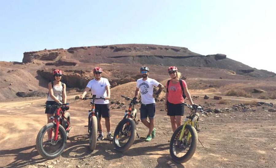 Caleta de Fuste/Corralejo: Guided E-Bike Tour & Crater Hike - The Calderon Hondo crater hike