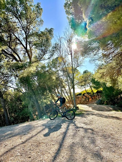 Caminito del Rey Full Experience+ 2-Hour E-Bike guided Tour - A useful break before the second activity