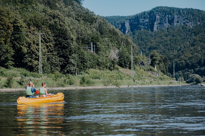 Canoeing on the Elbe river + Bike rental from Děčín to Bad Schandau - Canoeing through the Bohemian Switzerland canyon