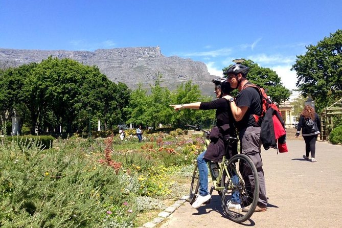 Cape Town City Cycling Tour - Bo-Kaap and the meaning behind the bright colors