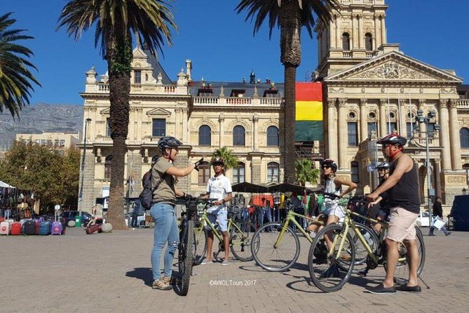 Cape Town City Cycling Tour - Company’s Garden: statues, parliament, and an old pear tree