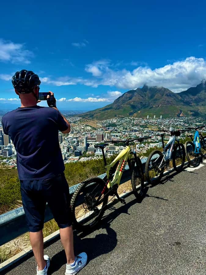 Cape Town: E-Bike City Tour - Green Point Park, the stadium, and the lighthouse