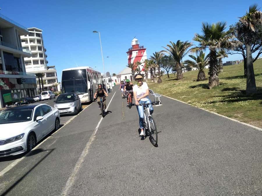 Cape Town Guided City Cycling Heritage Tour - Private Tour - Why a bicycle is a smart way to meet Cape Town