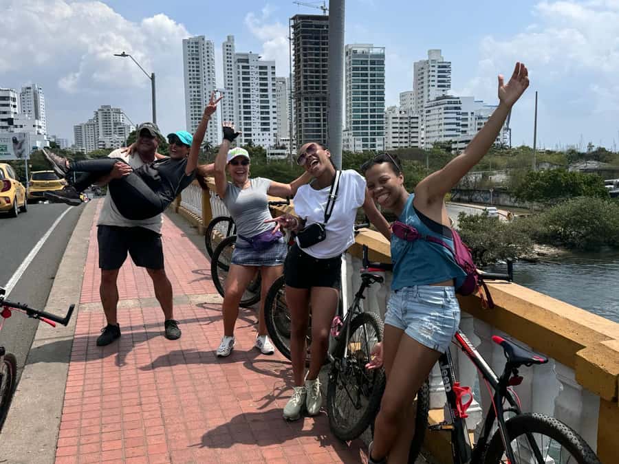 CARTAGENA: BIKE RIDE WITH LUNCH AT BOURDAIN'S FAVORITE SPOT - Starting in Manga and reaching Cartagena Bay