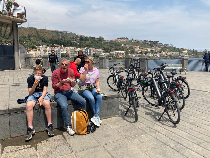Catania: 4-Hour Guided Bike Tour - The return to Catania