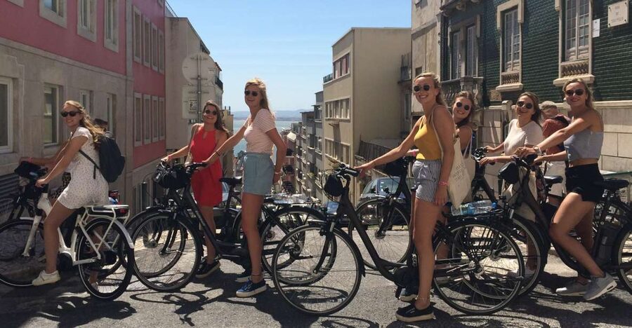 Central Lisbon 3-Hour Guided E-Bike Tour - Príncipe Real and the edge of Bairro Alto