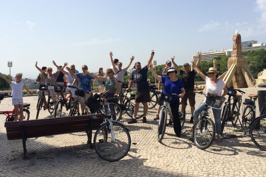 Central Lisbon 3-Hour Guided E-Bike Tour - The guide’s role: history without a lecture