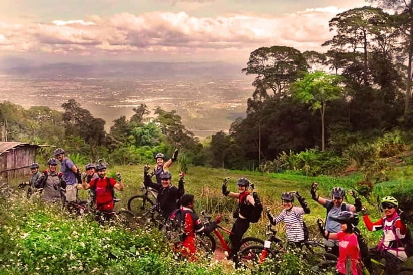 Chiang Mai: 20km Downhill Mountain Biking Challenge Suthep M - Starting in Chiang Mai with a useful gear check